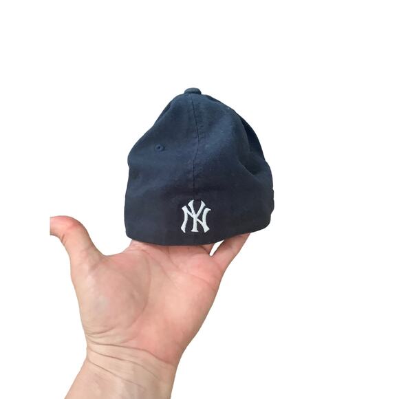 Nike Team Genuine Merchandise New York Blue Flex Fit OSFM - Picture 2 of 7